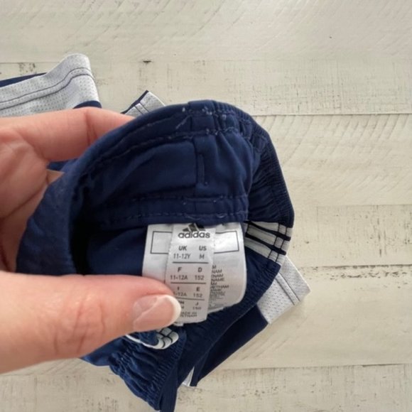 Adidas Blue Youth Soccer Shorts Medium (11-12) - Picture 5 of 5